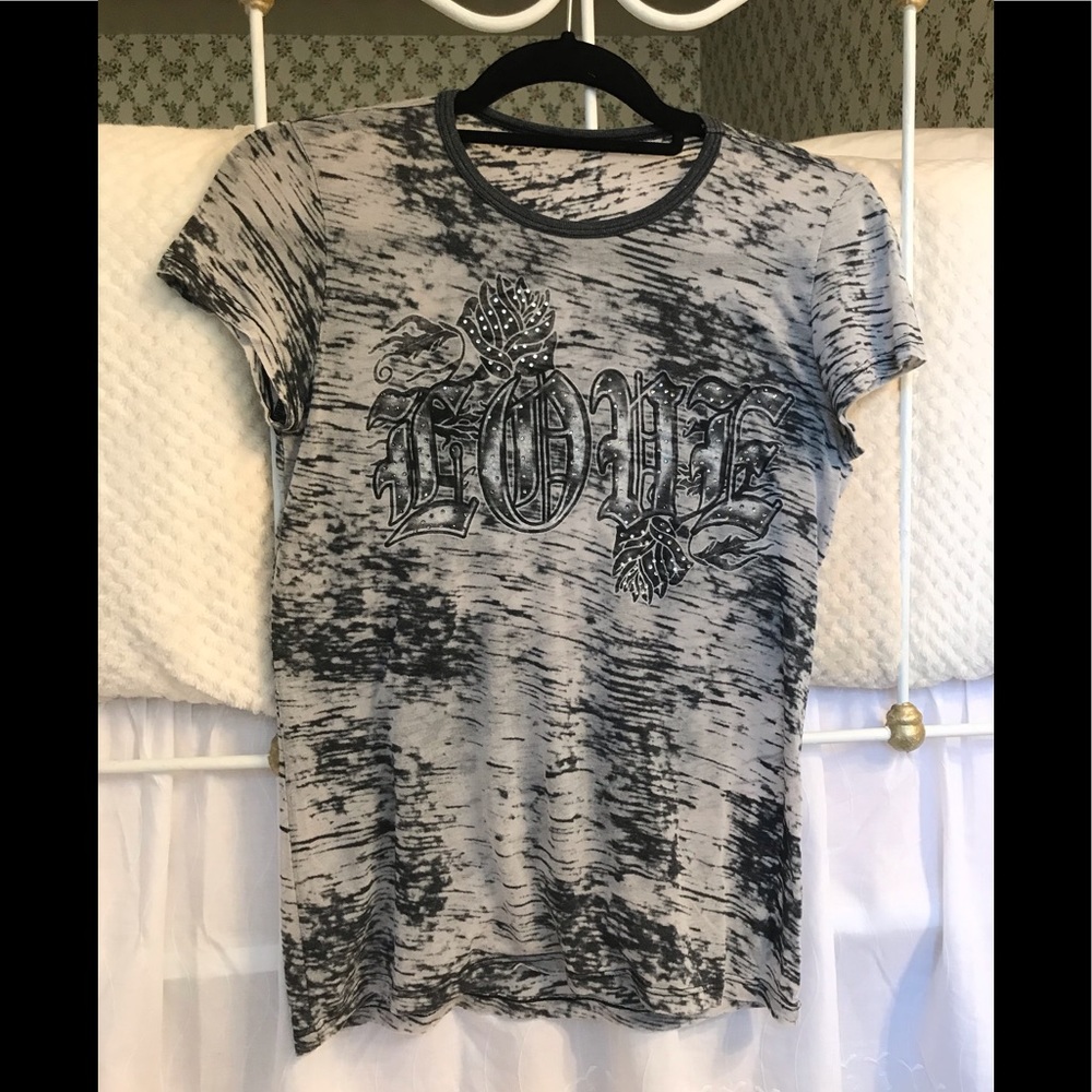 GRAPHIC TEE